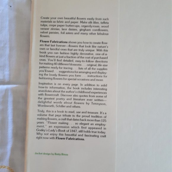 Vintage 1970s Hardcover Book Flower Fabrications by Jean Wilkinson - Picture 4 of 16